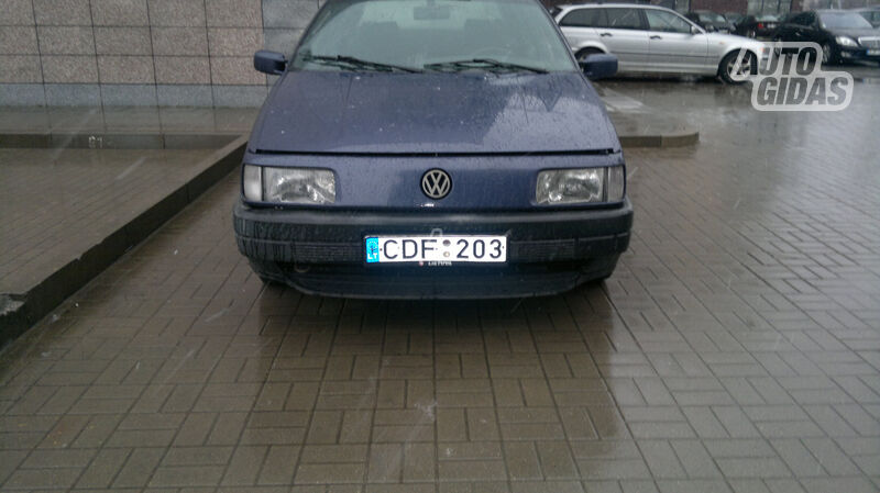 Volkswagen Passat B3 2.0ariva be duju 1992 г запчясти