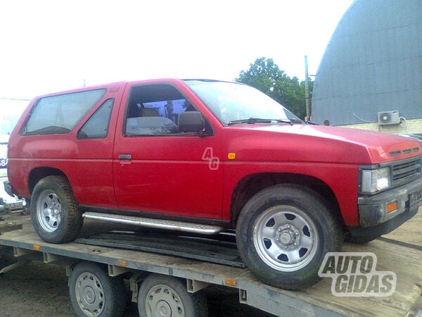 Nissan Terrano I 1990 y parts