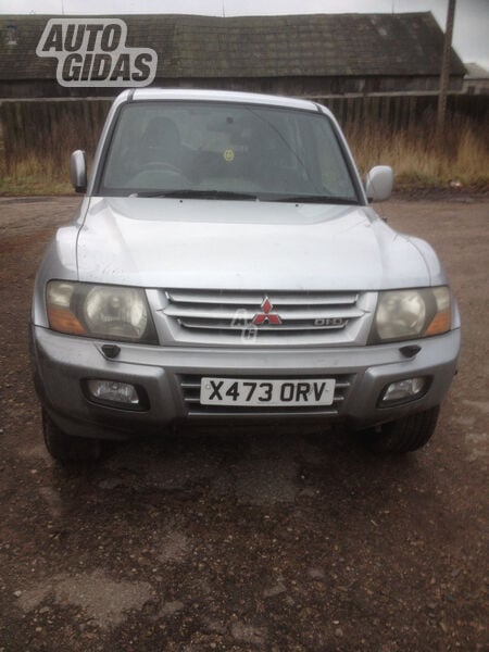 Mitsubishi Pajero III 2003 m dalys