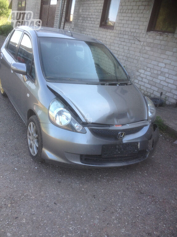 Honda Jazz II 2006 y parts