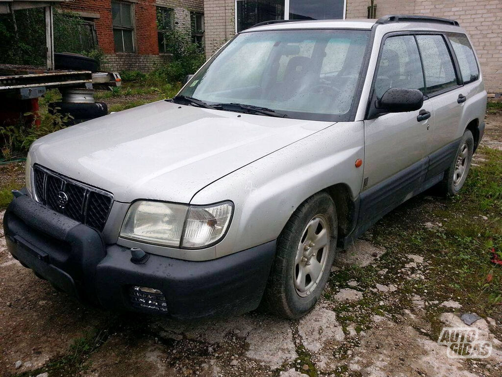 Subaru Forester I 2001 y parts