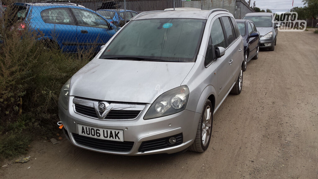 Opel Zafira B direct 2007 m dalys