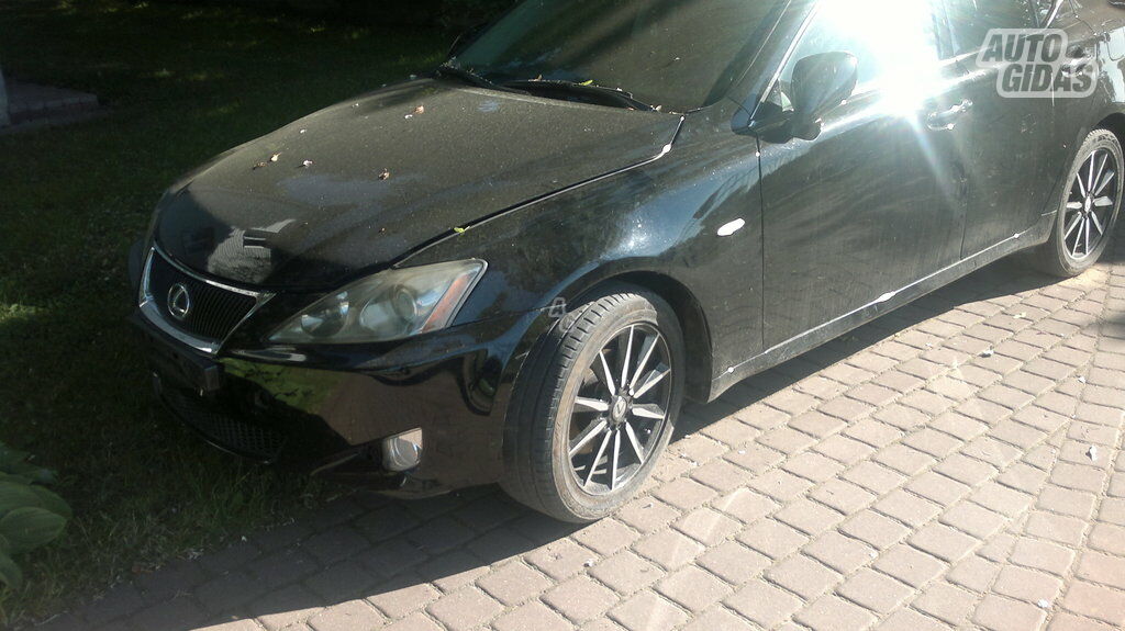 Lexus Serija Is 2007 y parts